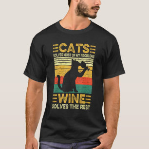 Camiseta Gatos Solucionam Problemas Vinho Degustação de Vi