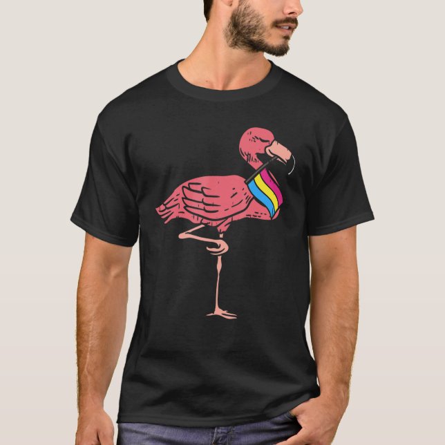 Camiseta Gay Lgbt Flamingo Cute Pansexual Flag Color Bird (Frente)