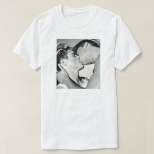 CAMISETA GAY MALE KISS