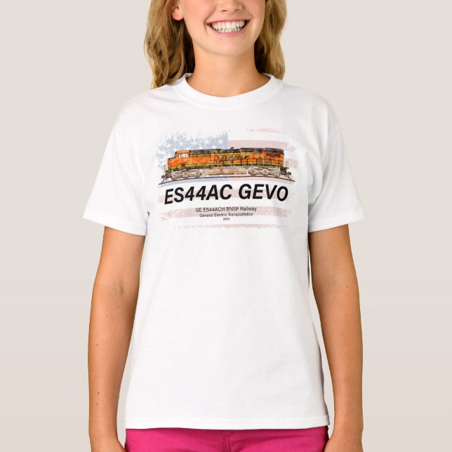 Camiseta GE ES44AC GEVO Locomotive e bandeira americana (Frente)