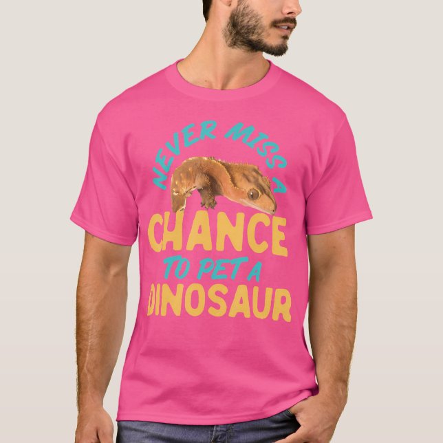 Camiseta Gecko Crestado Nunca Perde A Oportunidade De Pet A (Frente)