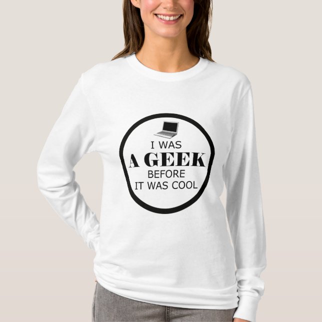 Camiseta Geek antes de ser Legal a sangrenta das mulheres (Frente)