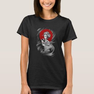 Camiseta geisha clássica japonesa segurando uma máscara de