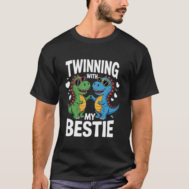 Camiseta Gêmeos Com Meus Amigos Gêmeos Melhores Amigos Corr (Frente)