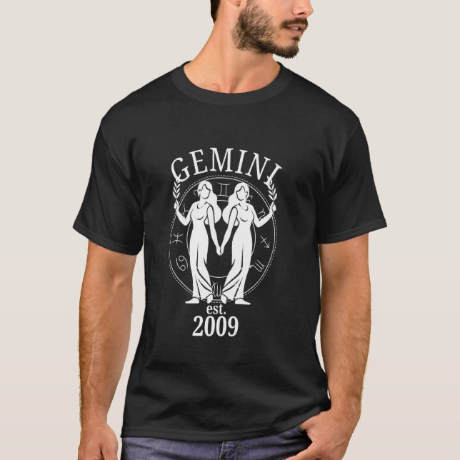 Camiseta Gêmeos do Zodíaco de Gêmeos nascidos em 2009 (Frente)