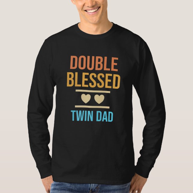 Camiseta Gêmeos gêmeos gêmeos gêmeos gêmeos gêmeos do pai (Frente)