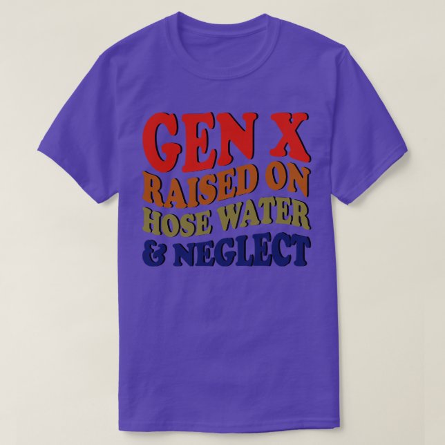 Camiseta GEN X levantada sobre a mangueira e negligenciada (Frente do Design)