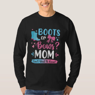 Camiseta Gender reveal boots or bows Mom matching baby