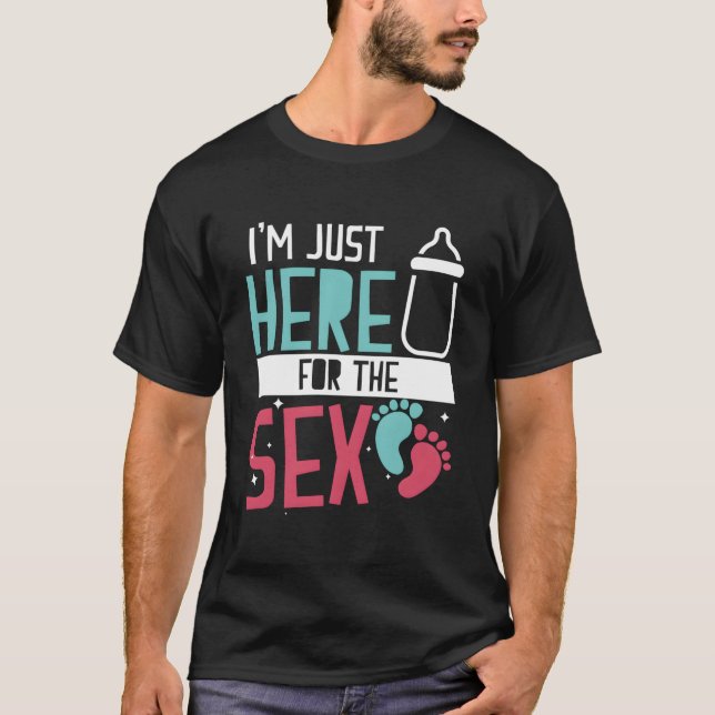 Camiseta Gender Reveal Just Here For The (Frente)