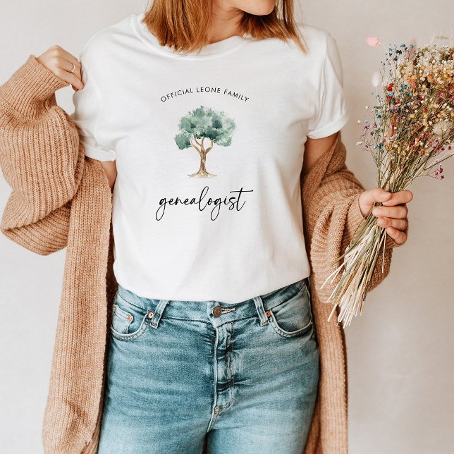 Camiseta Genealogista da Família Oficial com Árvore | NA MO (A stylish shirt for the genealogist in your family)