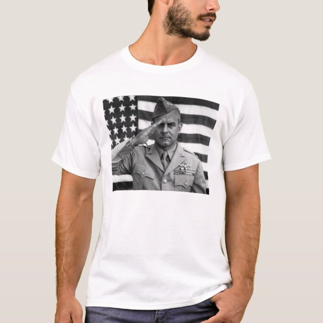 Camiseta General James Doolittle Saluting -- WW2 (Frente)