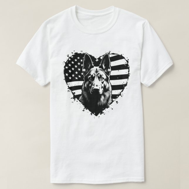 Camiseta German shepherd Dog USA American Flag 4 De Julho (Frente do Design)