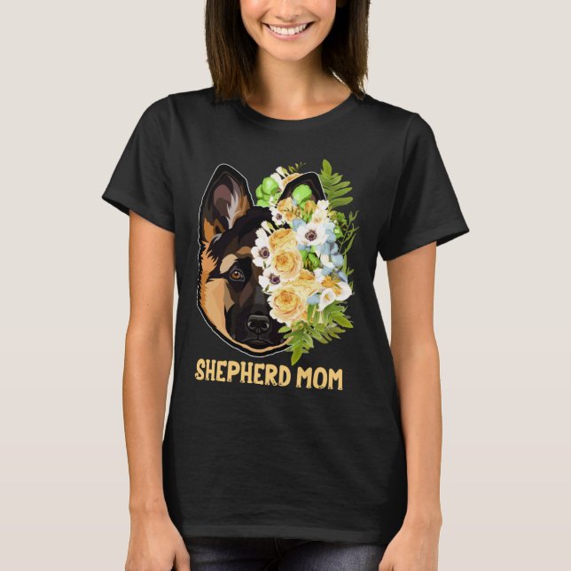 Camiseta German Shepherd Mom Flowers Apparel Shepherd Mama  (Frente)