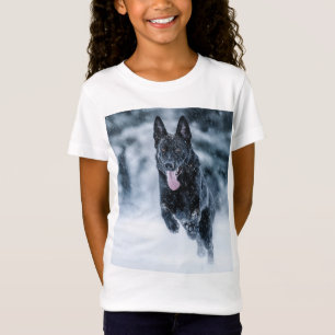 Camiseta German shepherd preto no Cobrir da escova de neve
