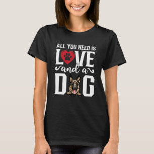 Camiseta German shepherd Tudo que você precisa é amor e gor