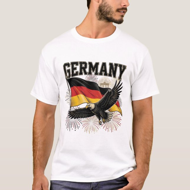 Camiseta Germany Flag Patriotic Eagle Brandenburg Celebrati (Frente)