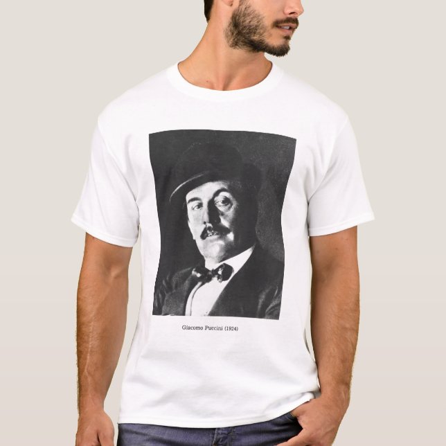 Camiseta Giacomo Puccini (1858-1924) 1924 (photolitho) (b/w (Frente)