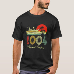 Camiseta Gifts Vintage 2004 Limited Edition, com 18 anos