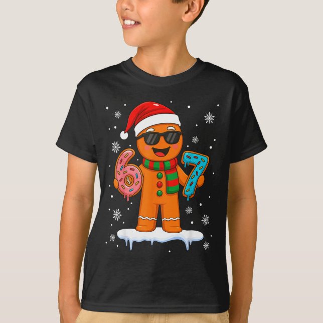 Camiseta Gingerbread Six Seven 67 Meme 6 7 Funny Christmas  (Frente)