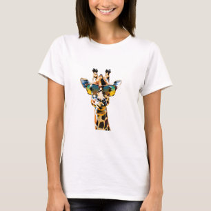 Camiseta girafa de óculos de sol com óculos de sol