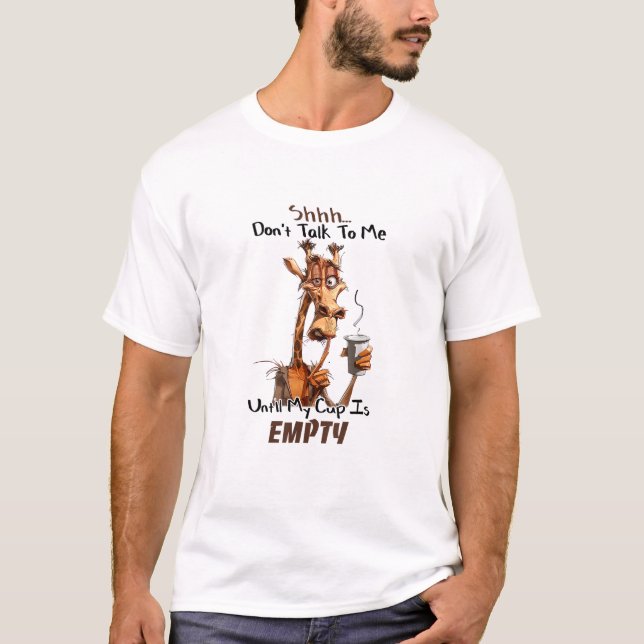 Camiseta Girafa Fria Com Xícara De Café (Frente)
