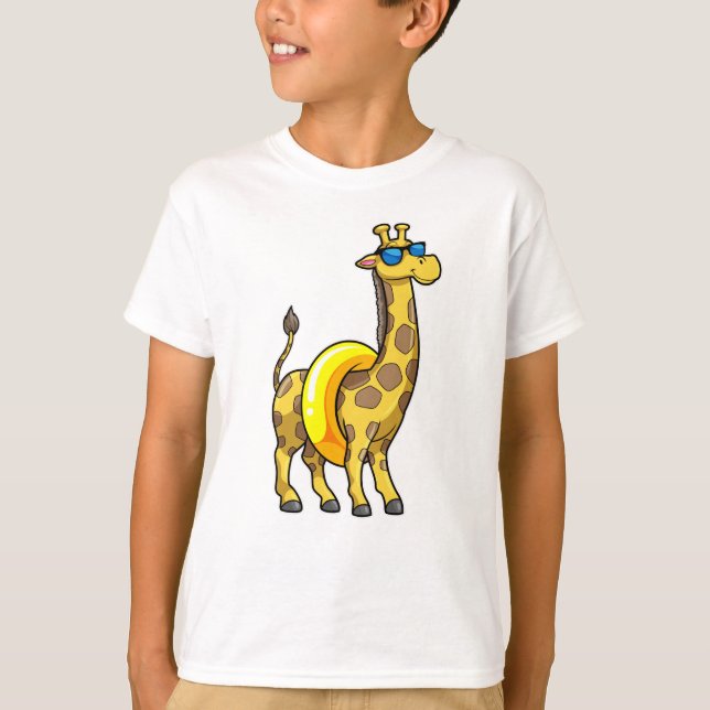 Camiseta Girafa na praia com Natação e óculos de sol (Frente)