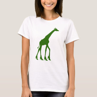 Camiseta Girafa nos saltos altos