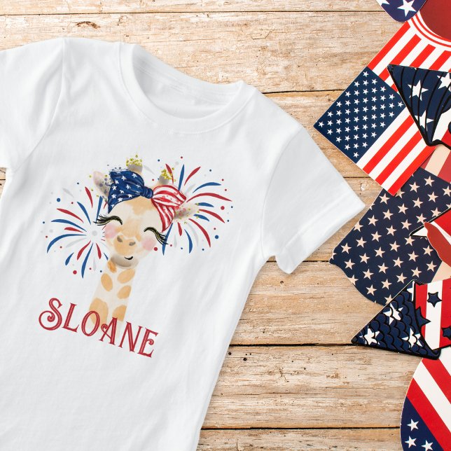 Camiseta Giraffe Flag Hair Tie and Fireworks Personalizados (Criador carregado)