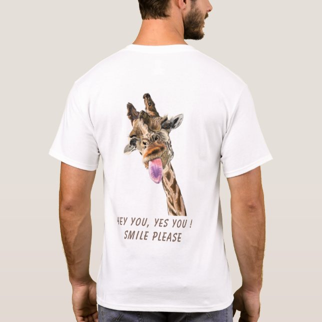 Camiseta Giraffe Tongue Out and PlayPiscar os olhos - Seu T (Verso)