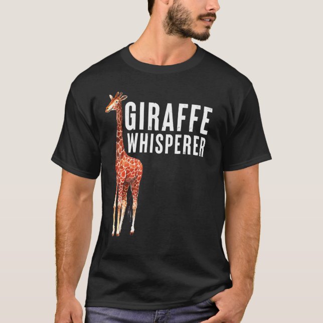 Camiseta Giraffe Whisperer - Design de Arte Animal (Frente)