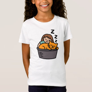 Camiseta Girl and Orange Cat Sleeping in Bucket