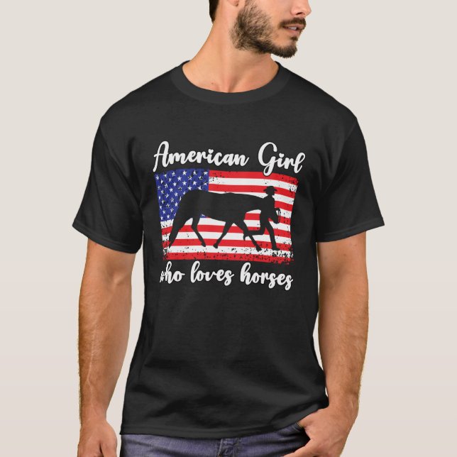 Camiseta Girl Who Loves Horses Proud American Usa Flag  2 (Frente)