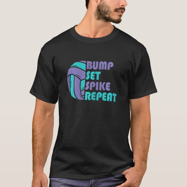 Camiseta Girls Volleyball Bump Set Spike Repeat Turquoise P (Frente)