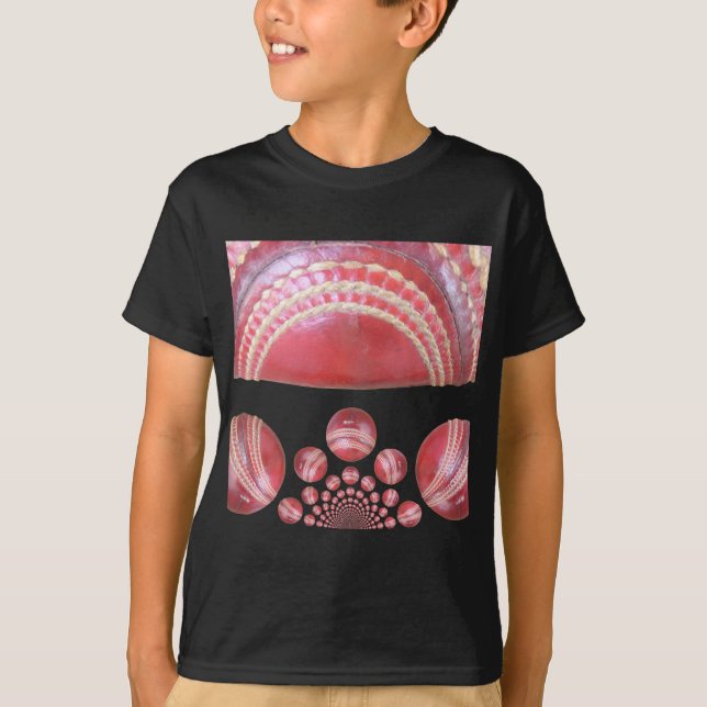 Camiseta Giro de Crimson - Uma Bola Bela de Críquete Vermel (Frente)