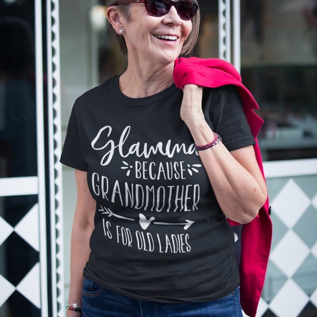 Camiseta Glamma | Avó é para velhas senhoras (Criador carregado)