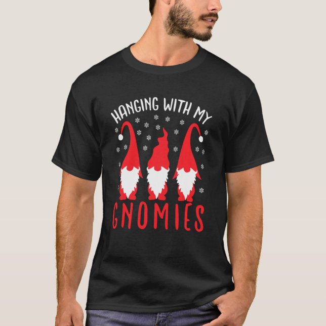 Camiseta Gnome Family Christmas Hanging With My Gnomies Swe (Frente)