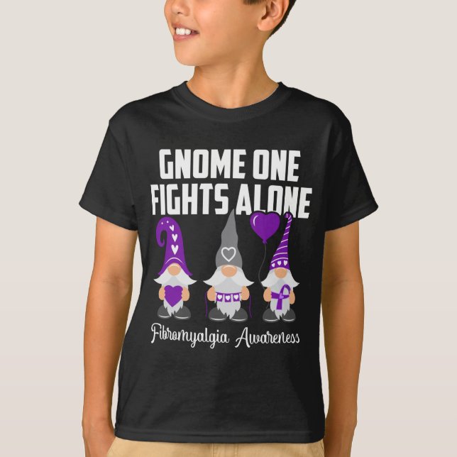 Camiseta Gnome One luta sozinho contra a fibromialgia e a c (Frente)