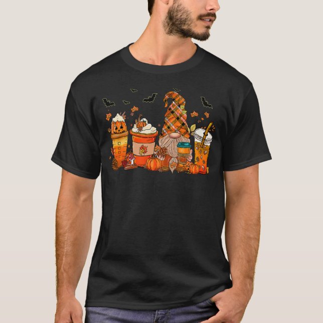 Camiseta Gnome Pumpkin Spice Coffee Latte Fall Autumn Bat G (Frente)