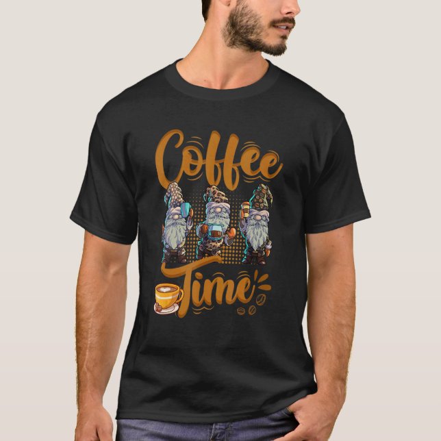 Camiseta Gnomes Coffee Women Men Barista Gnomes Coffee (Frente)