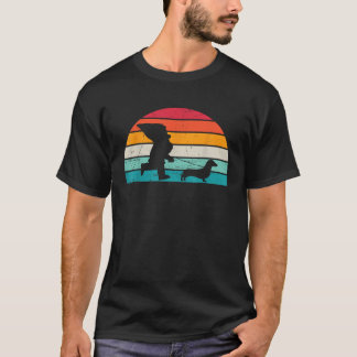 Camiseta Gnomo Passeando um Cachorro Engraçado Dachshund Ca