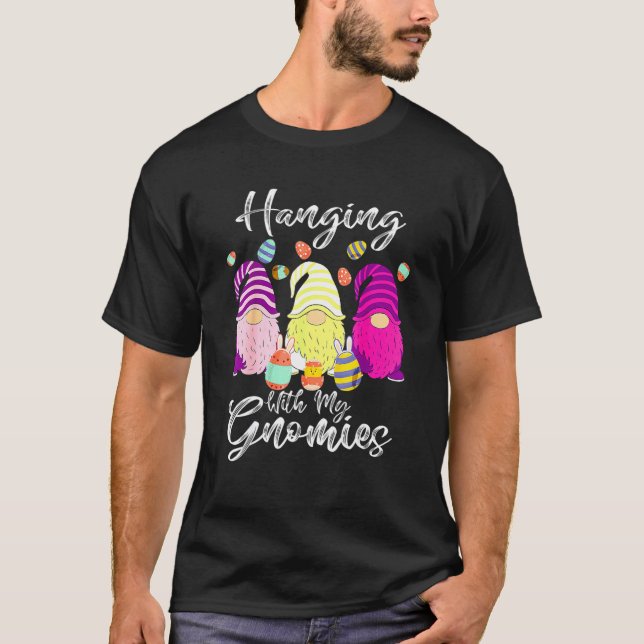 Camiseta Gnomos da Páscoa do Dia de Páscoa Han Ging Com Meu (Frente)