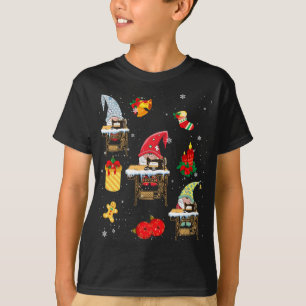 Camiseta Gnomos de Cozinha Costurando Gnomos de Natal Engra