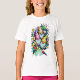 Camiseta Gnomos de Jardim com Papagaios e Florais da Primav