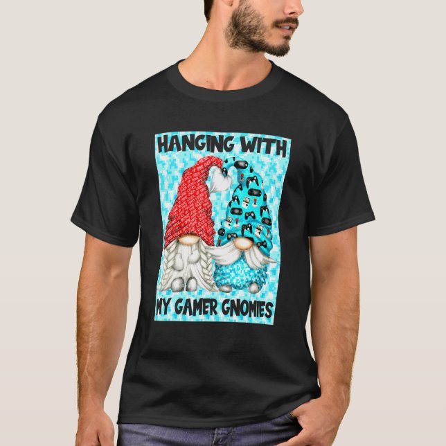 Camiseta Gnomos De Tee - Saindo Com Meus Gnomos De Jogadore (Frente)