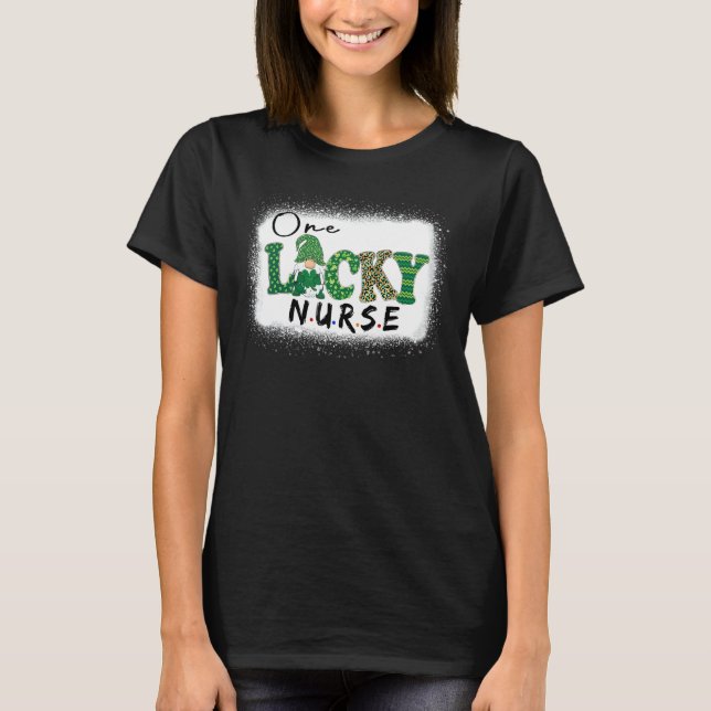Camiseta Gnomy One Lucky Nurse Shamrock Bleached Rua Patric (Frente)