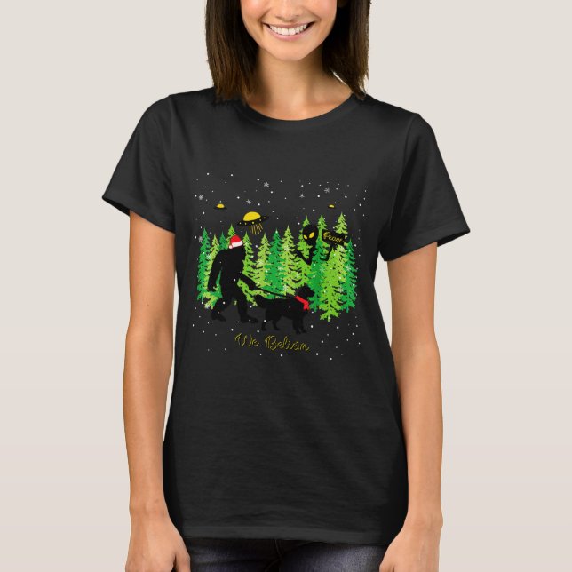 Camiseta Golden Retriever Funny Bigfoot Christmas Alien Ufo (Frente)