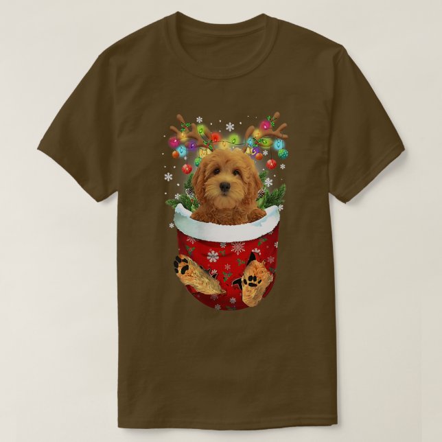 Camiseta Goldendoodle Snow Pocket Cachorros de Natal (Frente do Design)