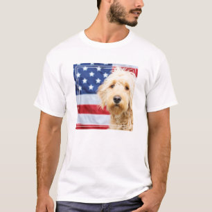 Camiseta Goldendoodododle com bandeira americana