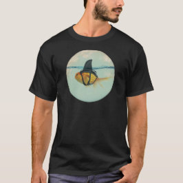 Camiseta Goldfish with a Shark Fin