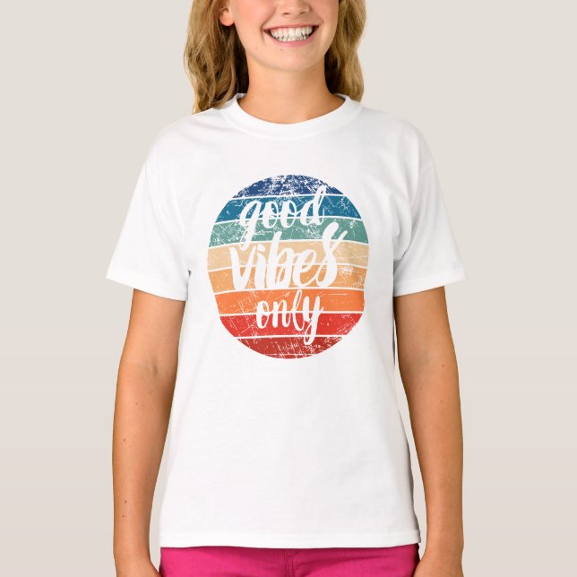 Camiseta Good Vibes Only (Frente)